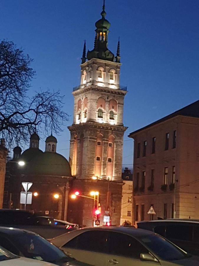Апартаменти У Шевальє. Lviv Kültér fotó